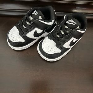 Infant Nike dunks low